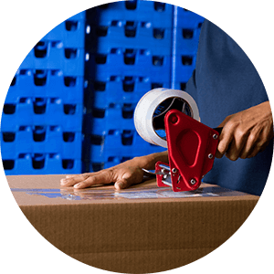 Man packing the box
